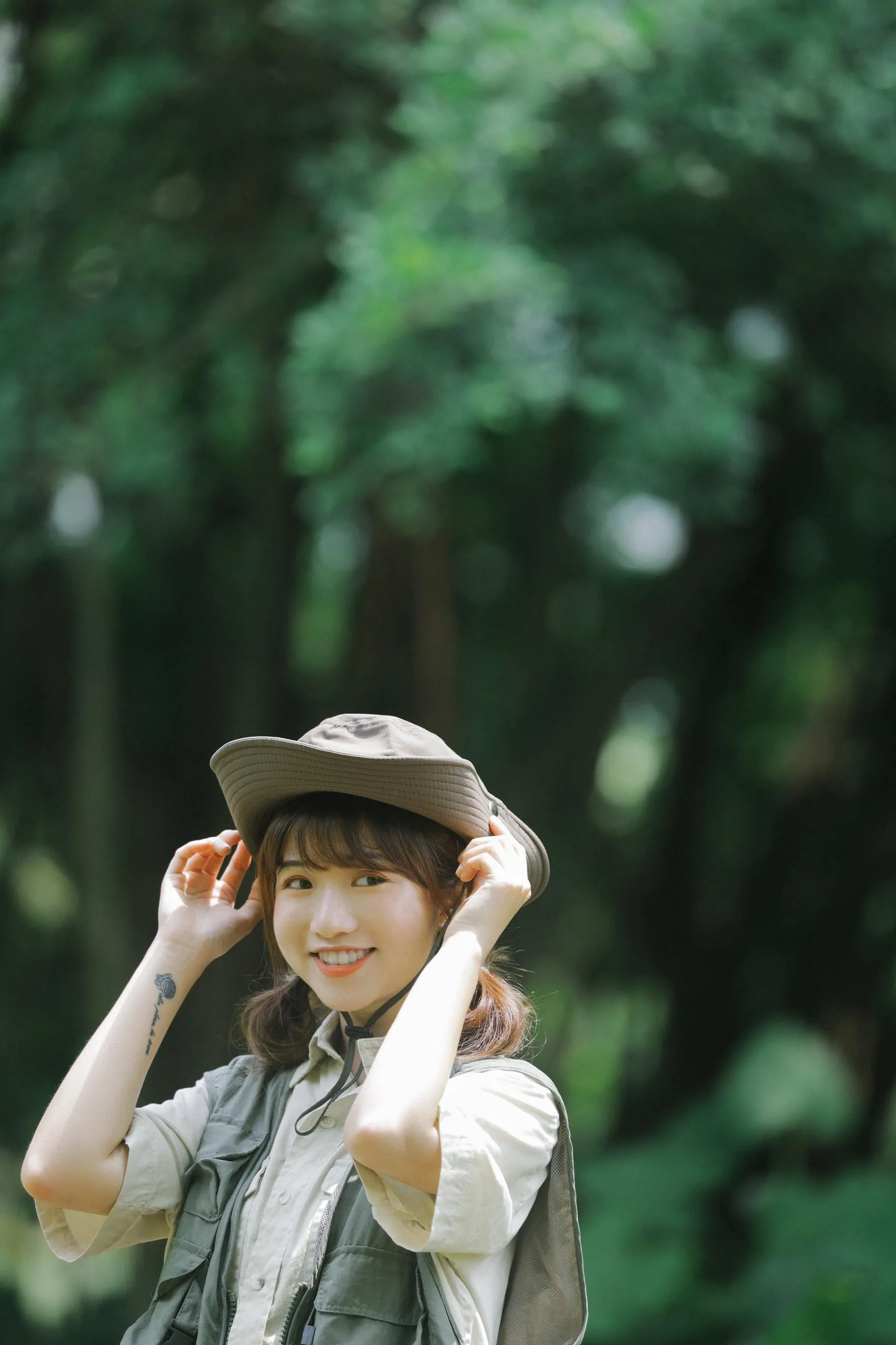 [YITUYU艺图语]2022.07.08 夏日露营 蓝胖子- [34P]插图1